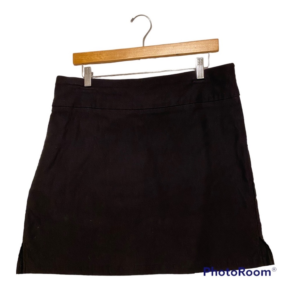 Rafaella dress/casual skort. Size Large. Like new.